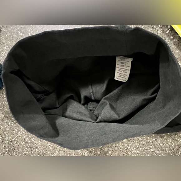 LIKE NEW Vuori Clean Elevation Shorty 6" High Rise Activewear Shorts Yoga Gym - Picture 15 of 15